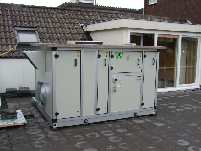 Afbeelding bij Verbouwing Cafe Restaurant Hogenboom te Roelofarendsveen